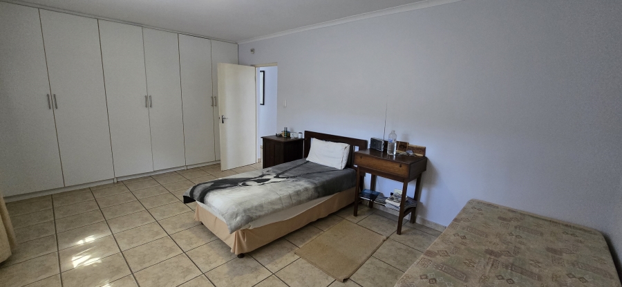 4 Bedroom Property for Sale in Marshstrand Eastern Cape